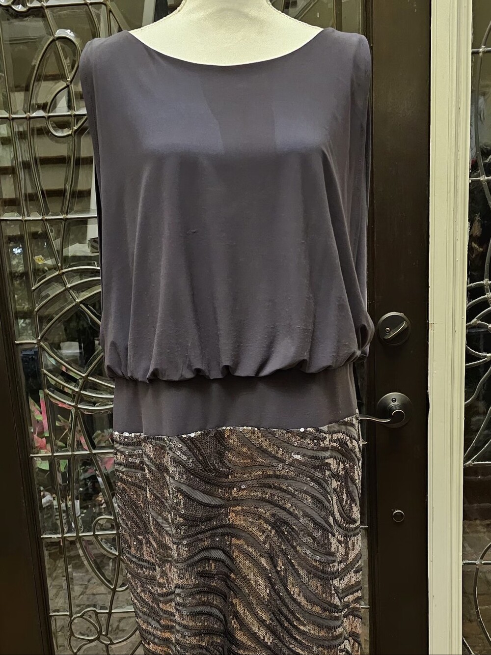Women's Black and Metallic Sequin Wave-Pattern Skirt
